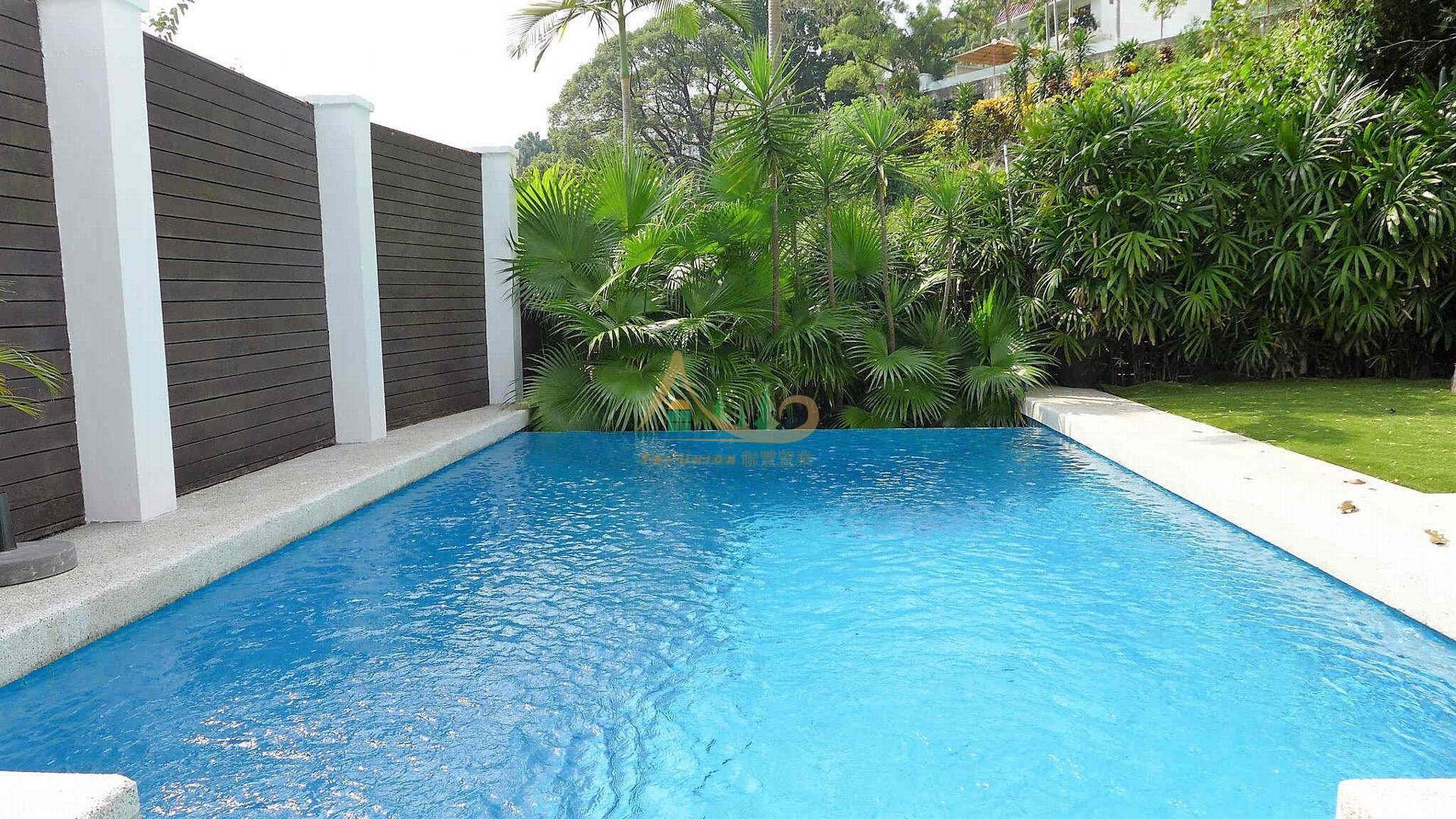 Private swimming pool